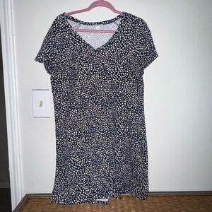 Nine West Navy and Cream Patterned Top